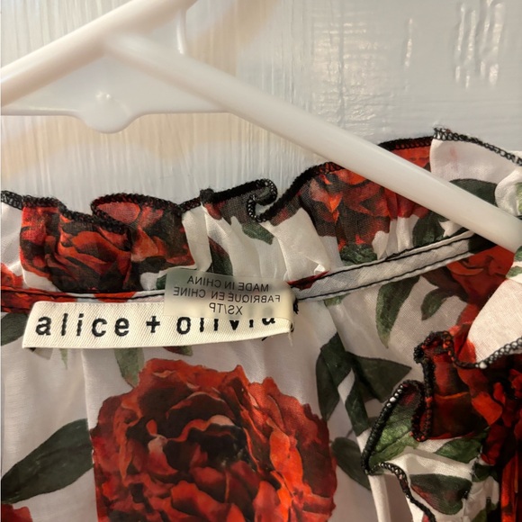 Alice and Olivia XS blouse, perfect condition. - Picture 2 of 3